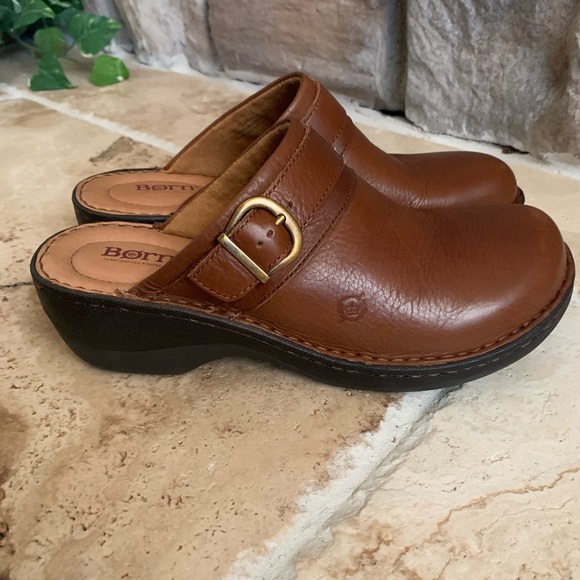 born avoca clogs
